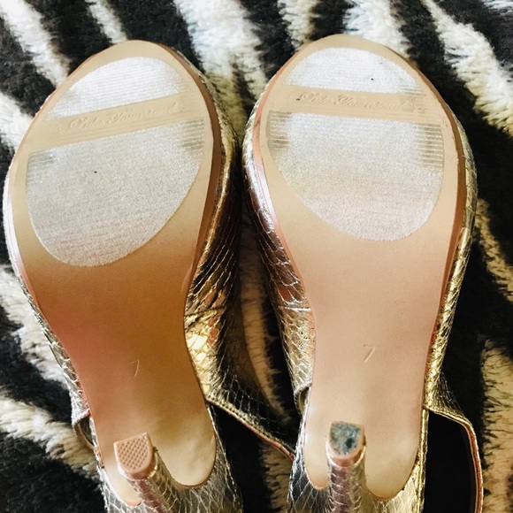 LULU TOWNSEND Gold REPTILE SLINGBACK Heels 7 - Picture 6 of 7